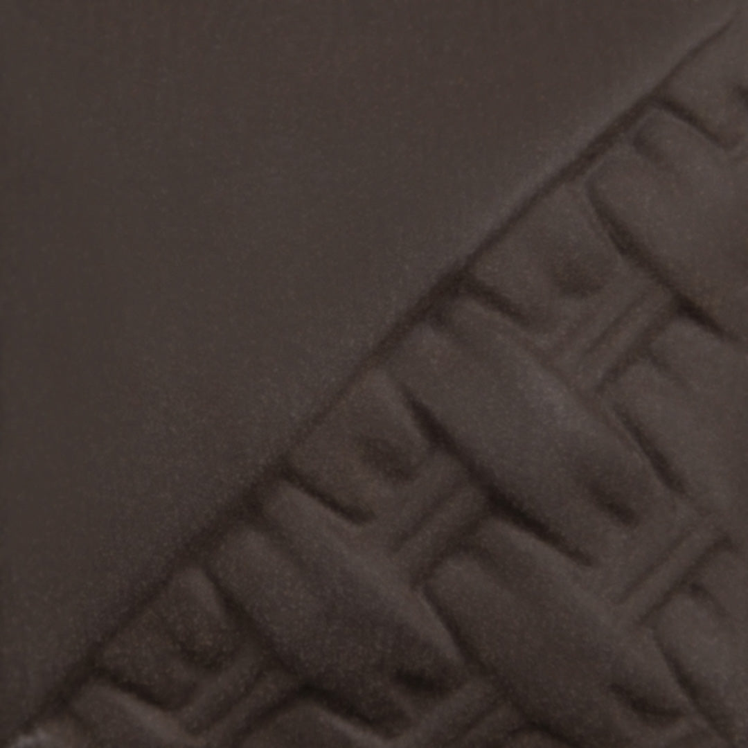 EG004 Dark Brown Engobe Pint